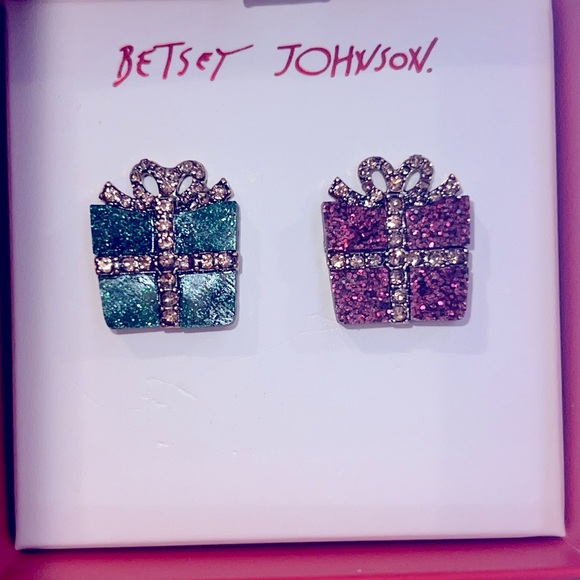 New Betsey Johnson Christmas Present Mismatched Stud Earrings - Picture 8 of 12